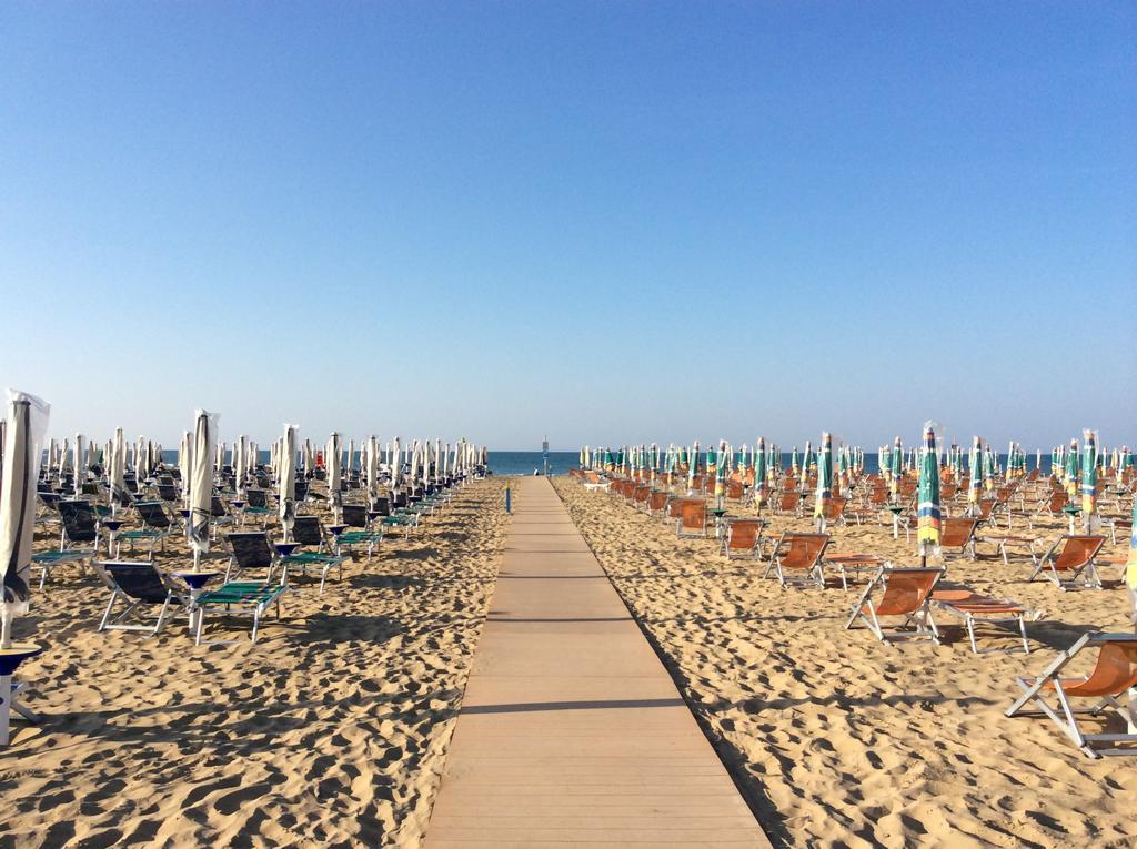 Appartamenti Mirella Bibione Buitenkant foto